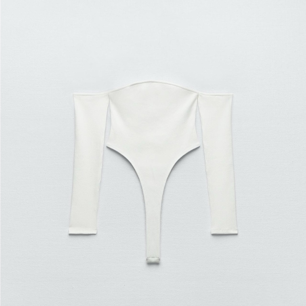 Zara White Long Sleeve Bodysuit